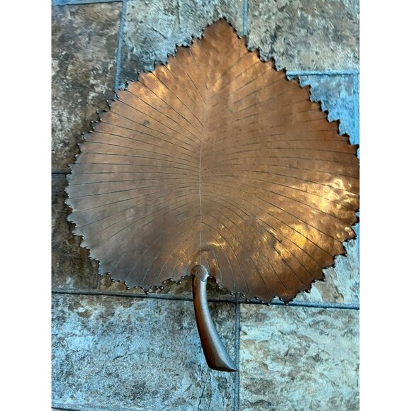 Vtg 1970's Solid Copper Hackberry Leaf Decorative Serving Dish Hand Hammered - Picture 2 of 10